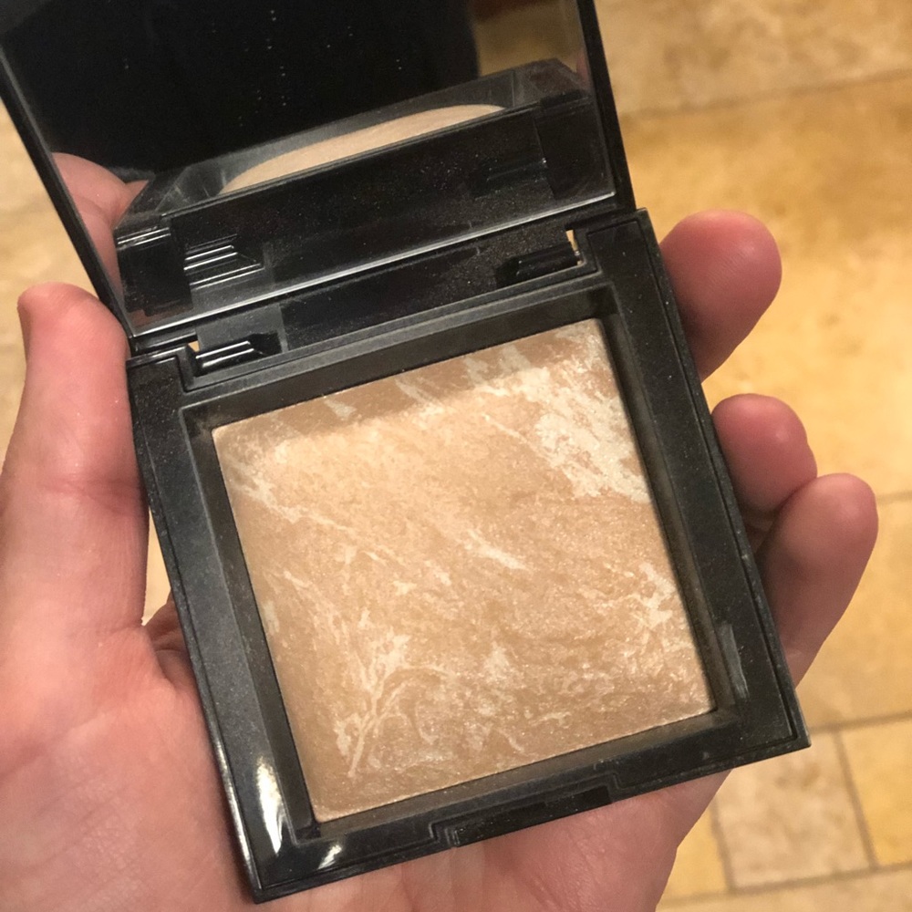Bronzer